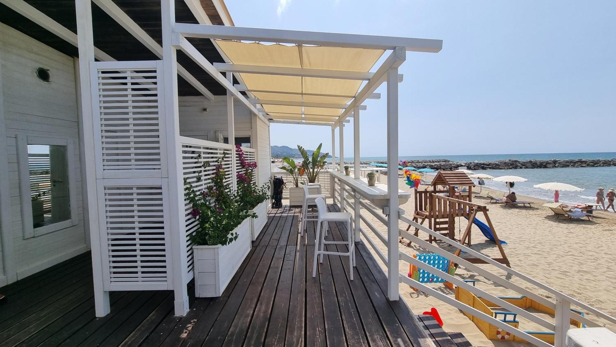 Villa Cecilia Sul Lago Fronte Mare Sperlonga Luaran gambar